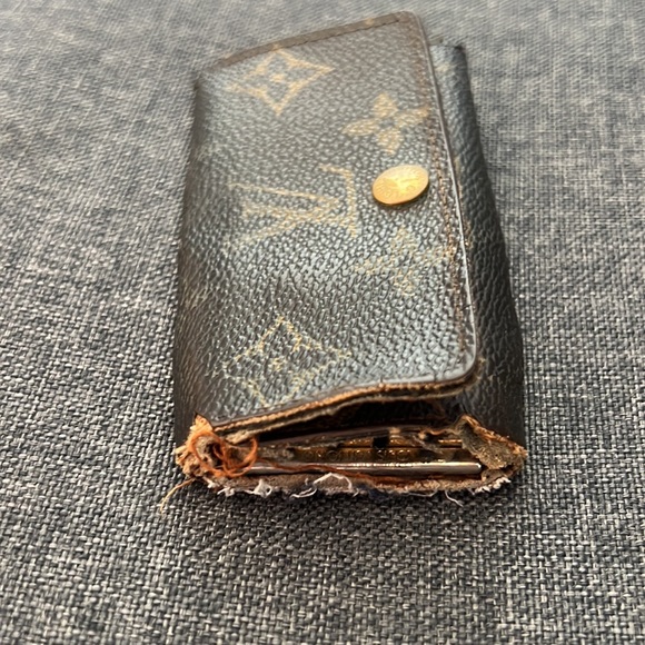 Louis Vuitton Key Holder - Project Piece - Picture 6 of 8